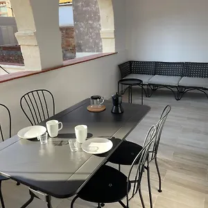 https://apartamentos-barcelona-iberia.topbarcelonahotels.com